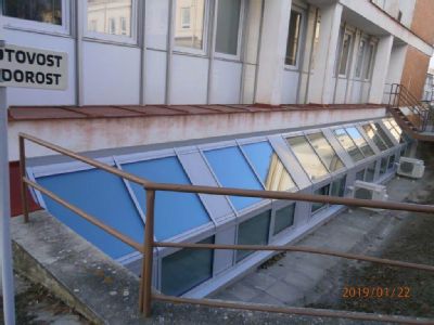 Oddělení rehabilitace Nemocnice Šternberk se dočkalo nových oken