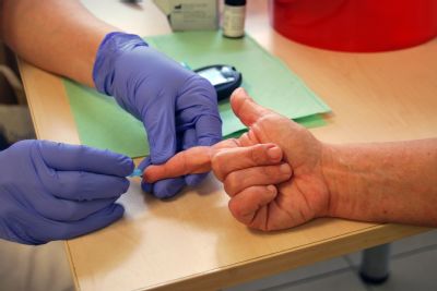 Nemocnice Šternberk vyšetří zájemcům hladinu cukru v krvi 