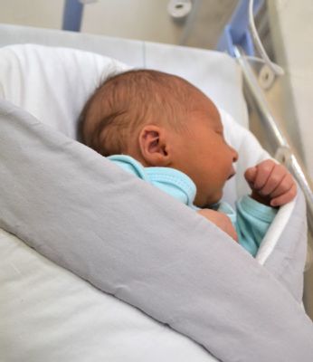 V porodnici Nemocnice AGEL Šternberk se loni narodilo 1195 dětí, což je o 102 více, než v roce 2020