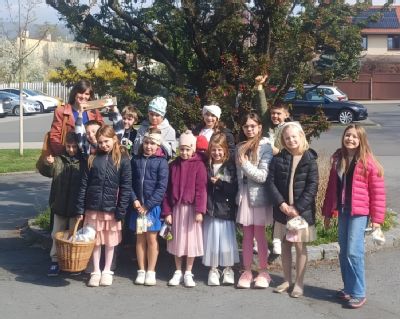 Školáci ze Šternberka zpříjemnili pacientům LDN jarní dny hudebním vystoupením 