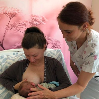 Ze šternberské porodnice odchází stále více kojených dětí. Pomáhá včasná podpora i individuální přístup